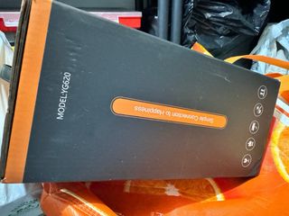 Proyector y pantalla