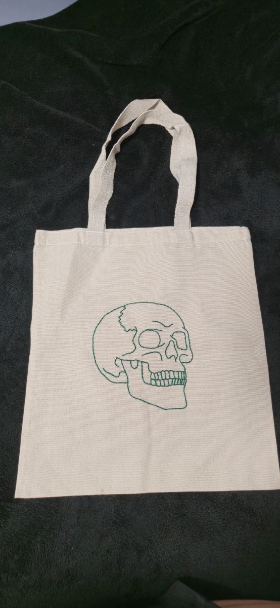 Tote bag