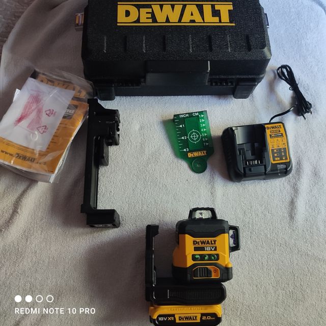Nivel laser Dewalt 3lineas verde de 18v