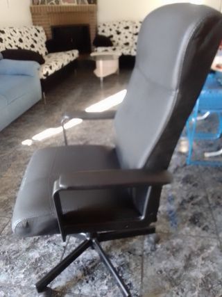 Sillas escritorio giratoria y regulable en altura
