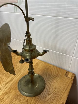 Velon de bronce atiguo