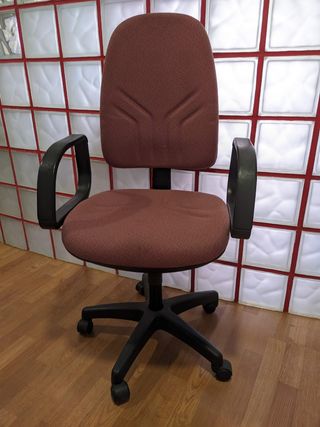 Mesas y sillas oficina