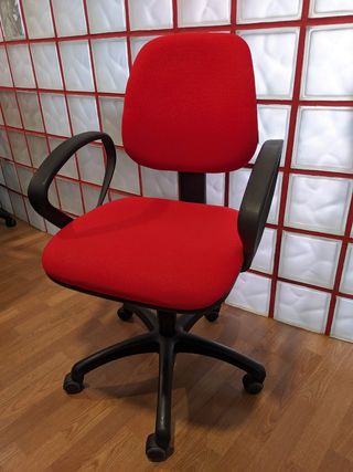 Mesas y sillas oficina