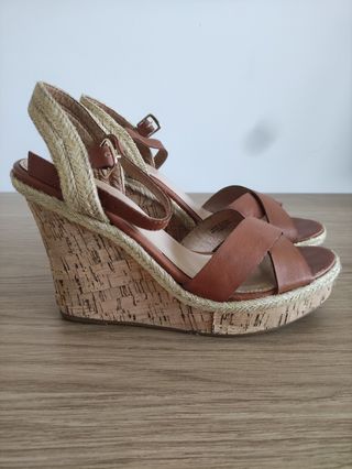 Sandalias con cuña Pedro del Hierro