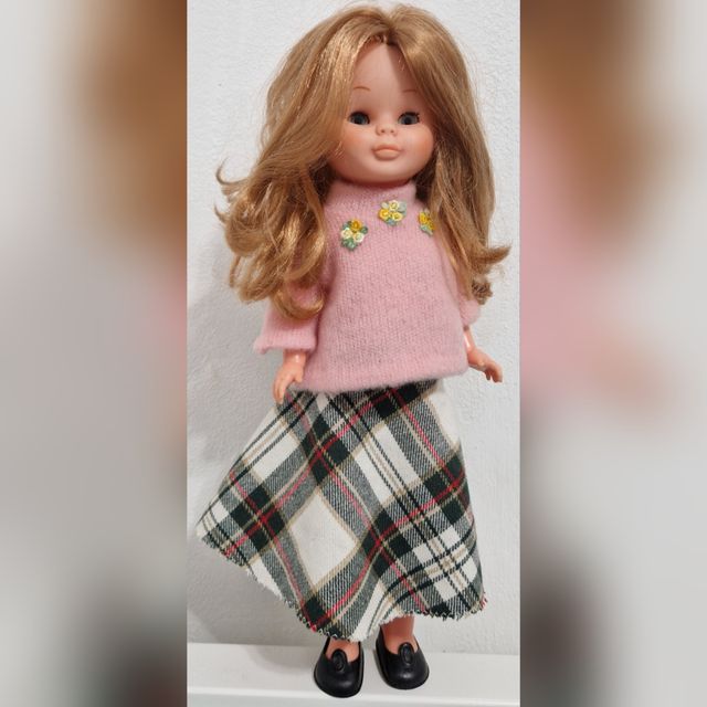 MUÑECA NANCY ANTIGUA