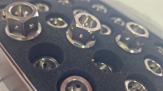 Tornillería SEMIESFÉRICA TITANIO GOLF/SEAT/AUDI.