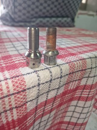 Tornillería SEMIESFÉRICA TITANIO GOLF/SEAT/AUDI.