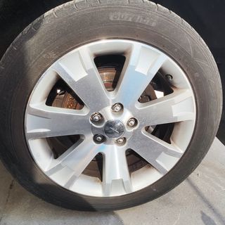 JUEGO DE LLANTAS MITSUBISHI OUTLANDER 18"