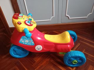 Moto correpasillos con luces y sonido