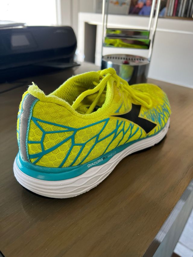 Diadora mythos fly 2