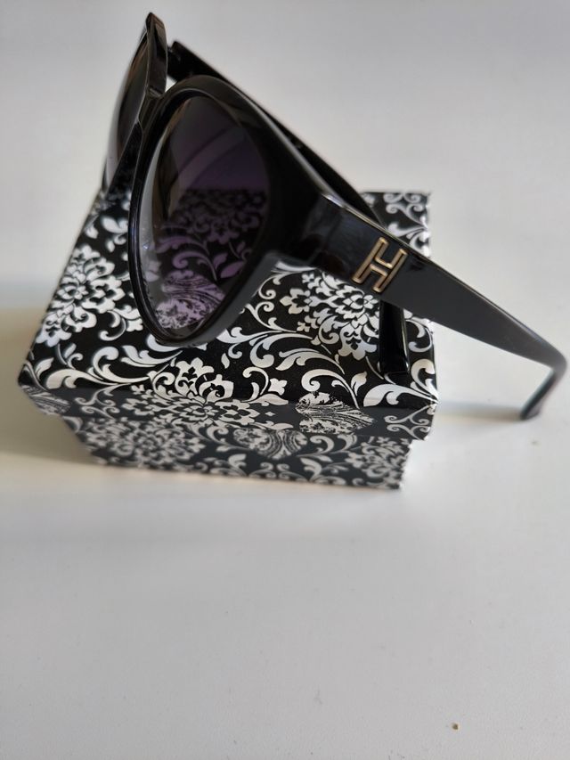 Gafas de sol pasta mujer.