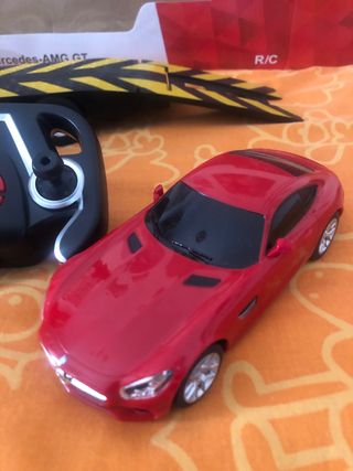 Camión y coche Mercedes teledirigido como nuevo