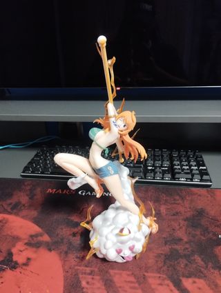 FIGURA DE COLECCIÓN ONE PIECE