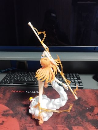 FIGURA DE COLECCIÓN ONE PIECE