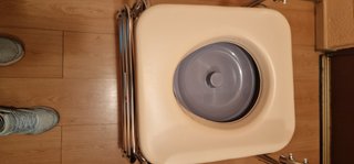 Silla de wc con ruedas