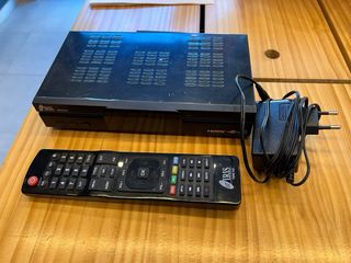 Decodificador satélite Iris 9800