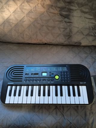 Teclado Casio varias funciones