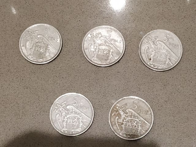 Monedas 5 pesetas de 1957
