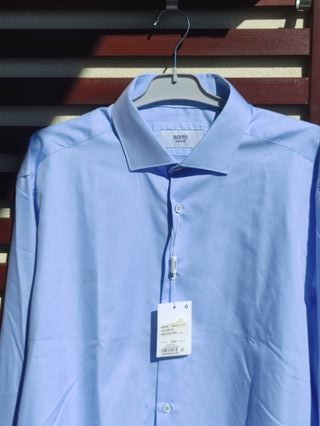 Camisa calidad hombre. Nueva Marca Berto. Talla 05