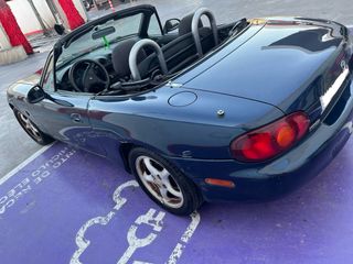 Mazda MX-5 2000