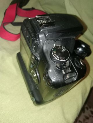 Cámara Canon 350d grip