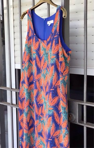 Vestido largo, bonito estampado