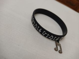 Pulsera notas musicales