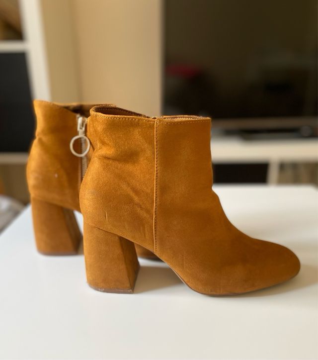 Botines camel de Stradivarius