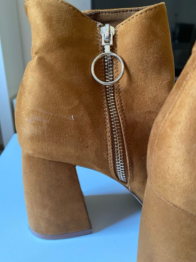 Botines camel de Stradivarius