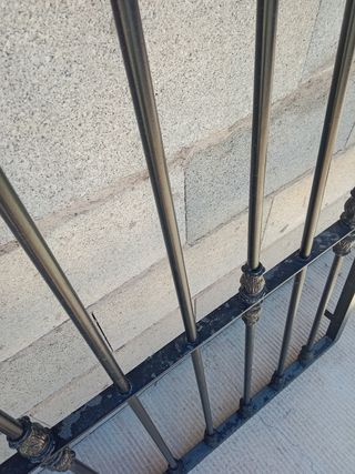 Reja de hierro maciza