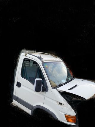 CABINA COMPLETA IVECO DAILY 35C11