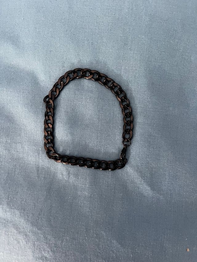 Reloj negro y conjunto