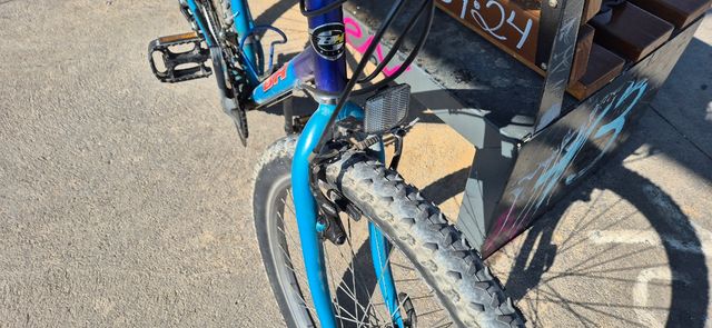 BICICLETA CLASICA. BH SUPRA 100