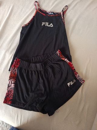 Conjunto Fila chica