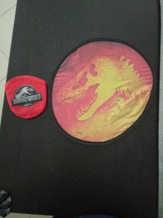 Freesbe Jurassic world