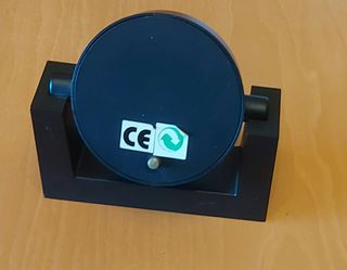 Reloj de mesa . El Mundo