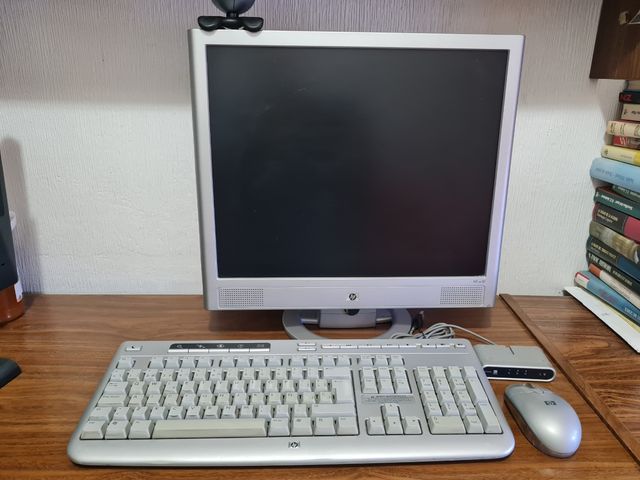 Monitor HP vs 19 + Teclado y Raton