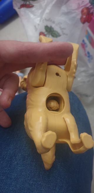 Muñeca Barbie y su perrito.
