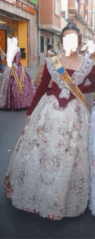Traje de fallera