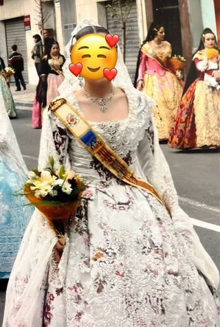 Traje de fallera