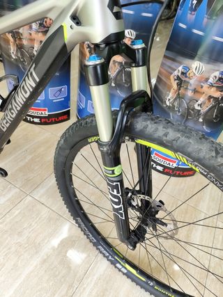 Bicicleta de montaña bergamont 