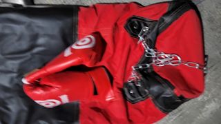 SACO BOXEO Y GUANTES NUEVO