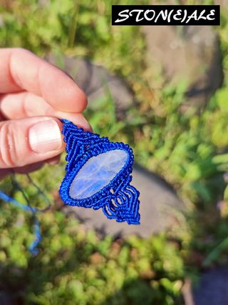 Collana con ciondolo in macrame con labradorite