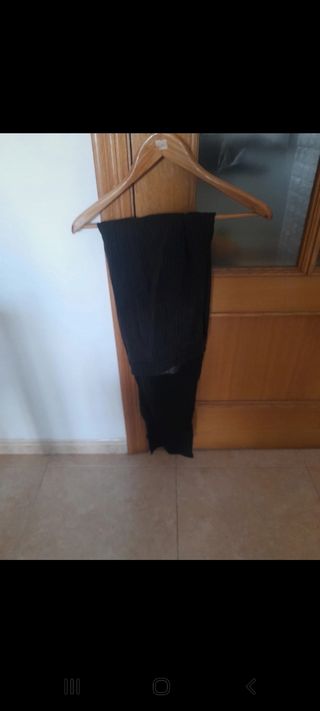 Traje completo chaqueta y pantalon.