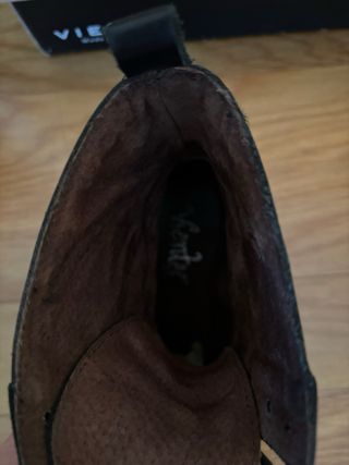 Botines de piel/acolchados. 38. Vienty