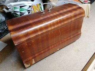 Maquina de coser ALFA