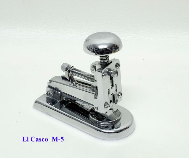 EL CASCO Coleccion de GRAPADORAS con REGALO