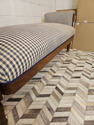 Divan antiguo gigante rustico