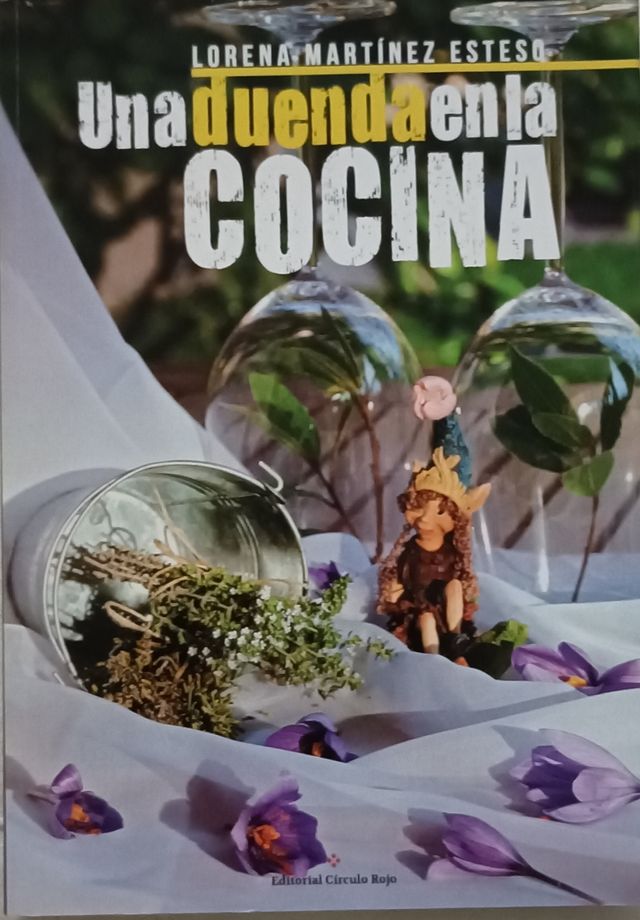 Una duenda en la cocina