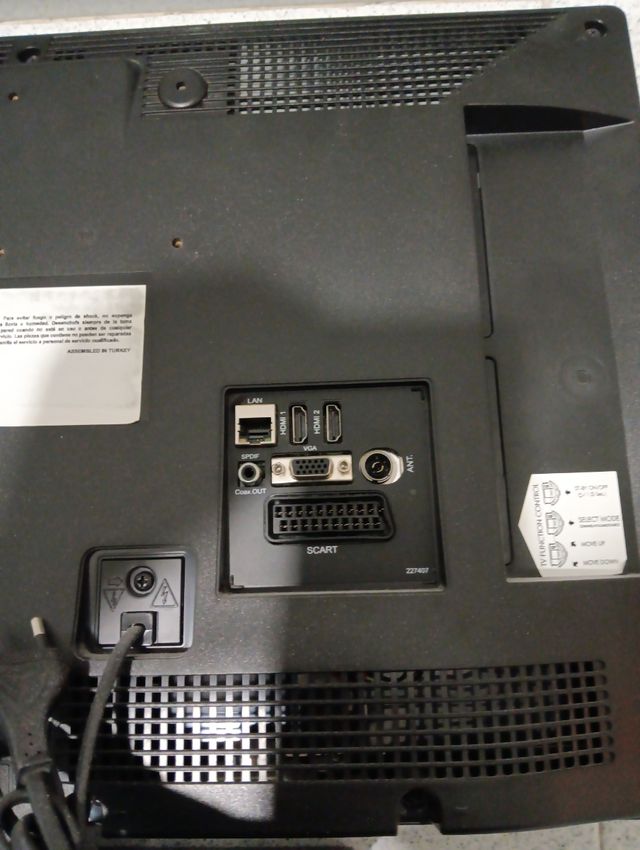 Televisor 24" Ansonic SMH1